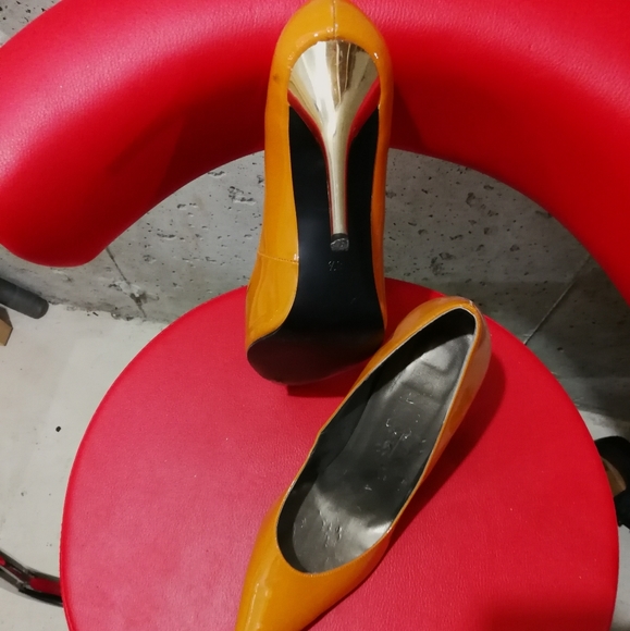 Guess high heels - Picture 1 of 7